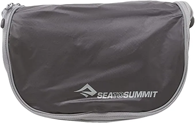 Sea to Summit Travelling Light Hanging Toiletry Bag